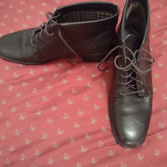 Brown Leather Ankle Boots size 9.5 - Picture 6 of 10